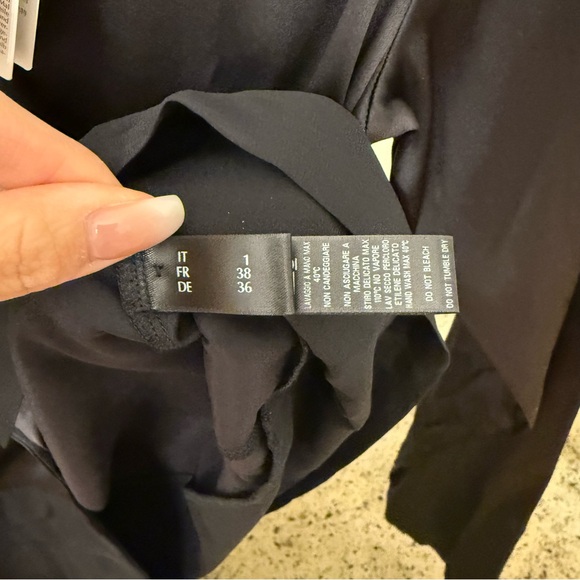 La Perla Silk Blouse - Picture 3 of 5